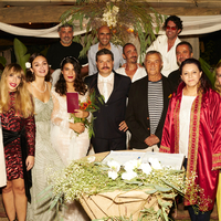 Ünlüleri buluşturan düğün