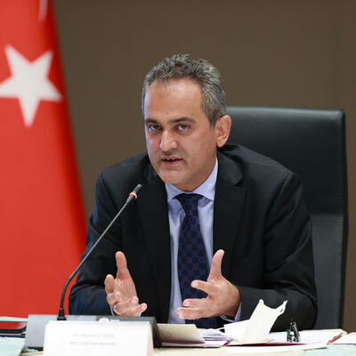 Bakan Özer: Okulları artık kapalı tutma lüksümüz yok