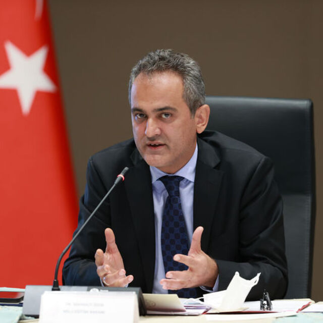 Bakan Özer: Okulları artık kapalı tutma lüksümüz yok