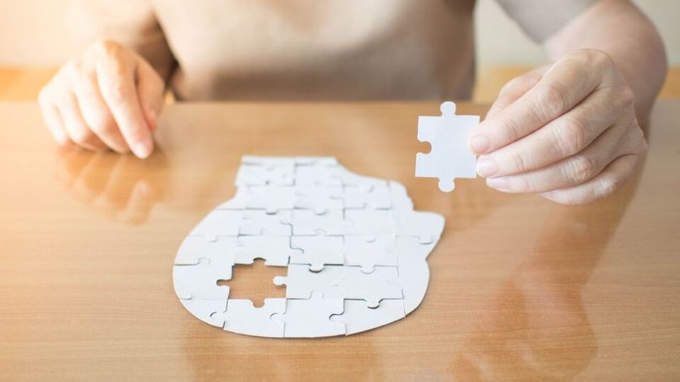 Alzheimer'a karşı müzik terapisi önerisi