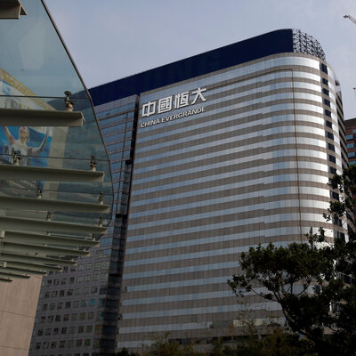 Çinli dev borsaları salladı