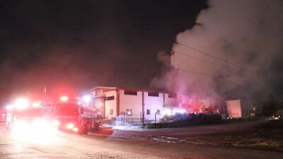 Denizli'de geri dönüşüm fabrikasında yangın