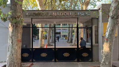 Kadıköy Anadolu Lisesi'ndeki 'nakil' soruşturması sürüyor