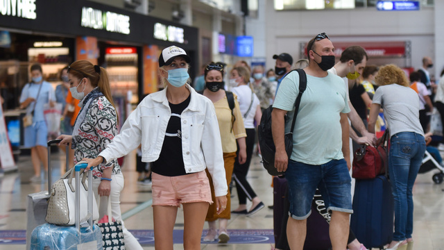200 bin İngiliz bekleniyor