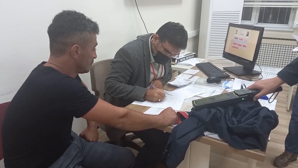 Maskeye kamera yerleştirmişti! Çarpıcı ayrıntı ortaya çıktı