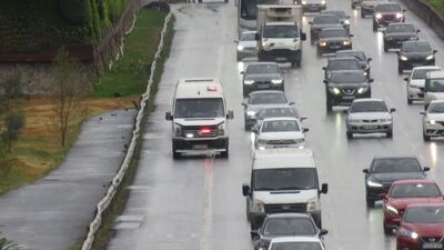 İstanbul'un yeni kabusu: Çakarlı minibüsler