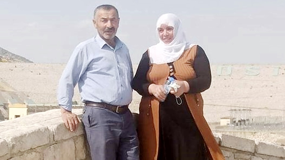 Aşı olmayan çift 3 gün arayla hayatını kaybetti