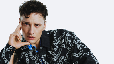 Edis, 'Arıyorum' ile zirvede