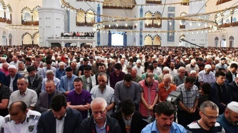 Cuma namazı saat kaçta kılınacak? 24 Eylül...