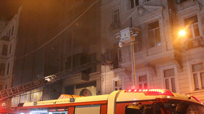 Emre Kınay Oyunculuk Akademisi'nin bulunduğu binada yangın