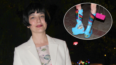 Çizmeleri dikkat çekti: Çok seviyorum