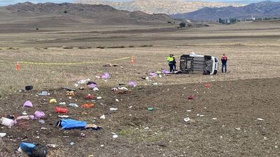 Feci kaza! 2 kişiye mezar oldu!