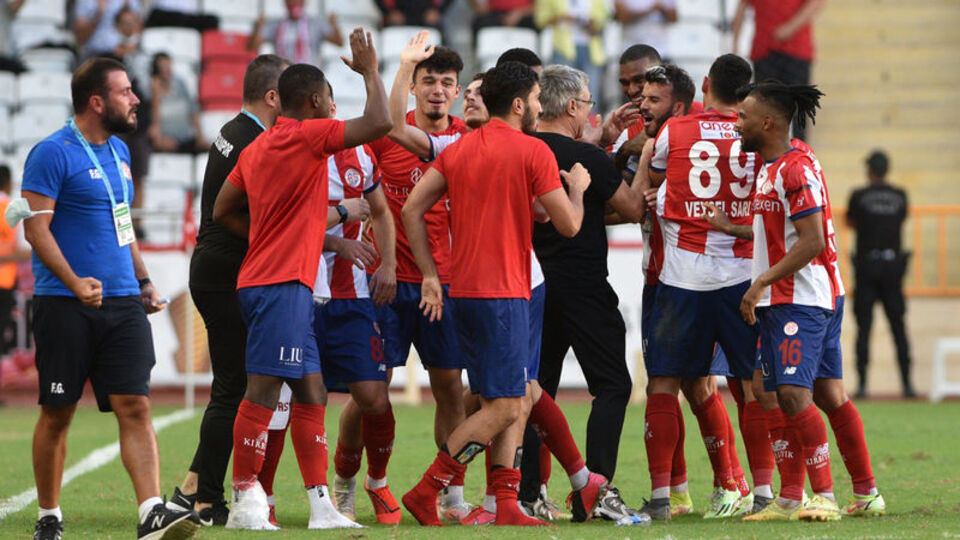 3 hafta sonra 3 puan!