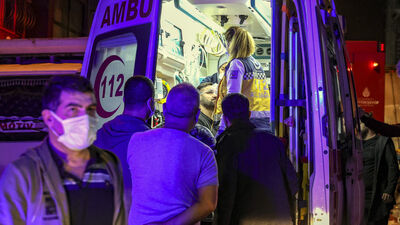 5 katlı binada büyük panik! 11 kişi ambulansa koştu