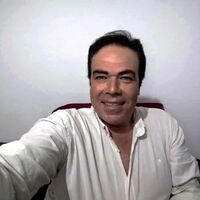 Balkonunda tüfekle öldürüldü