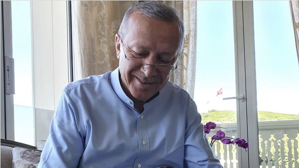 Cumhurbaşkanı Erdoğan paylaştı: Güncel gelişmelere pek meraklı
