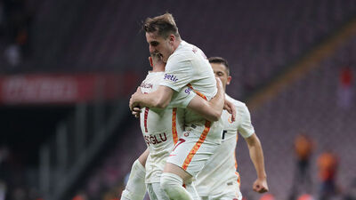 Halil Dervişoğlu ilk golünü attı