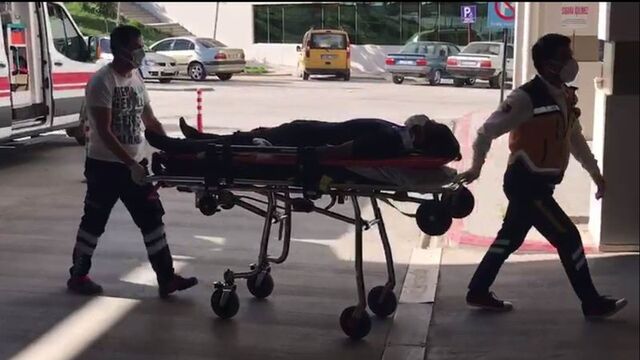 Tarım işçilerini taşıyan minibüs devrildi: Ölü ve yaralılar var