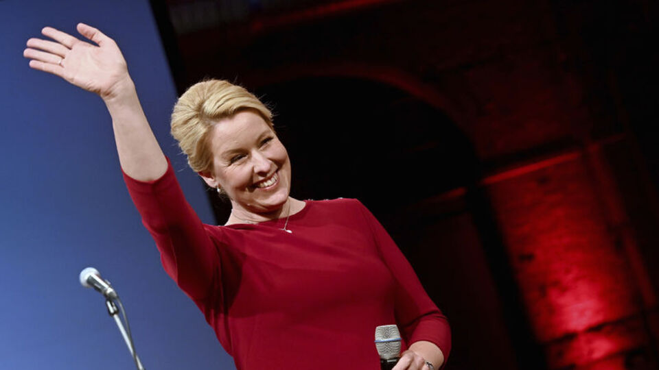 Berlin'in ilk kadın belediye başkanı!