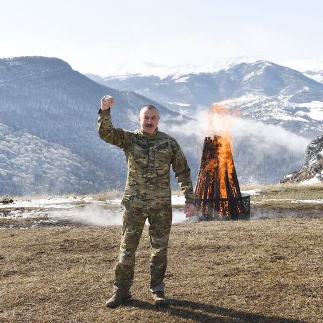 2. Karabağ Savaşının 1. yılı: Aliyev'in duygu dolu anları!