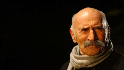 Kabri başında anıldı