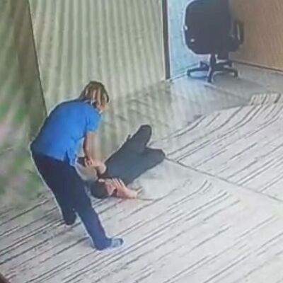 Güya kaldırmaya çalışmış! O darp görüntüleri ortaya çıktı