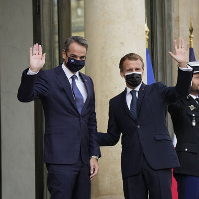 Fransa ve Yunanistan'dan yeni savunma anlaşması!