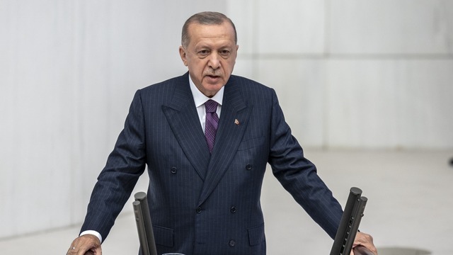 'Rekabeti bozan firmaların üzerine gideceğiz'