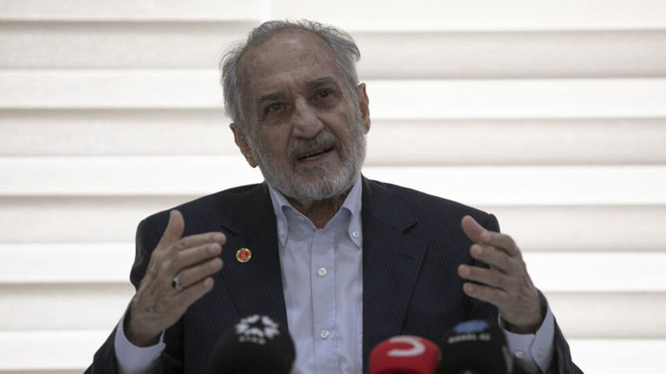 Oğuzhan Asiltürk yaşamını yitirdi