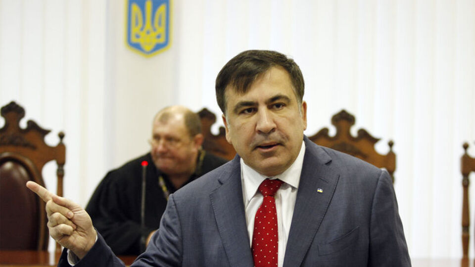 8 yıl sonra ülkesine döndü