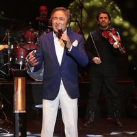 "Biz 50 yıllık büyük bir aileyiz"