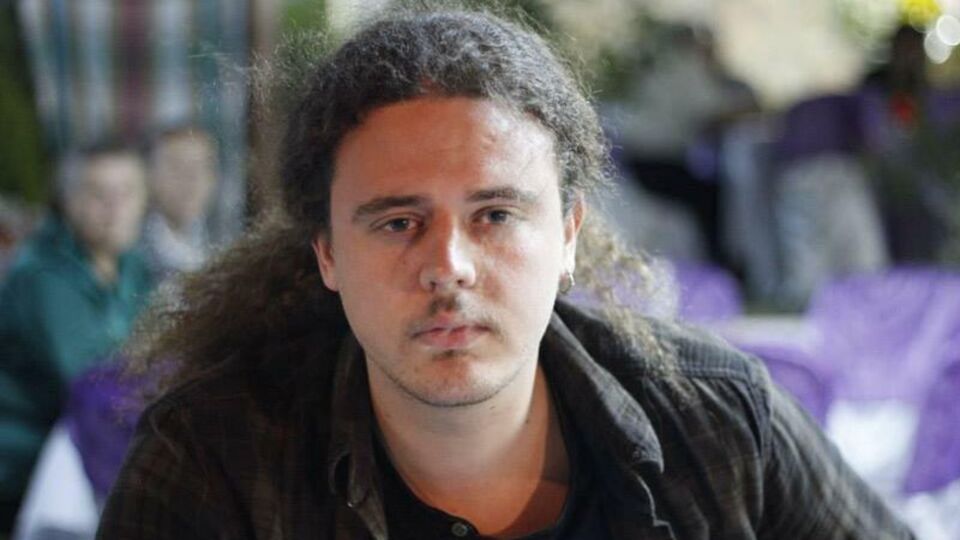 Kılıç cinayeti sil baştan