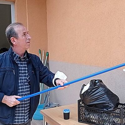 Evleri istila ettiler!