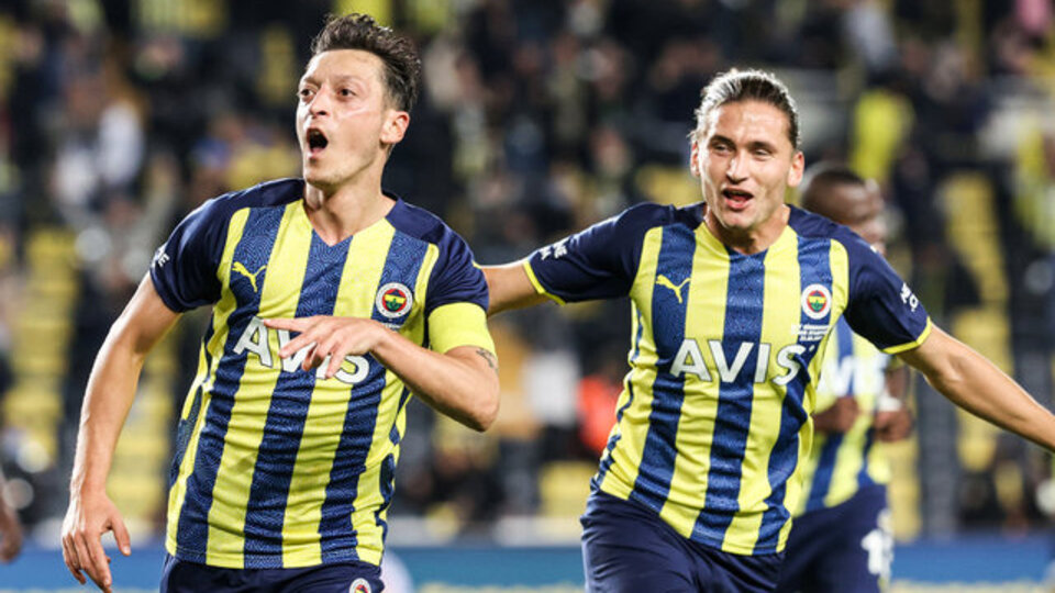 Fenerbahçe, Kasımpaşa'yı konuk ediyor