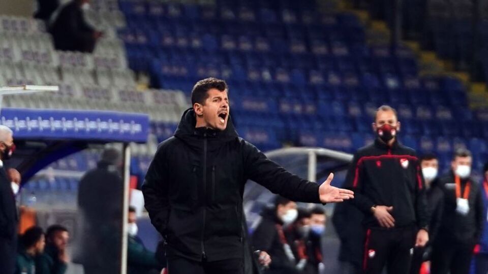 Başakşehir'de Emre Belözoğlu dönemi!