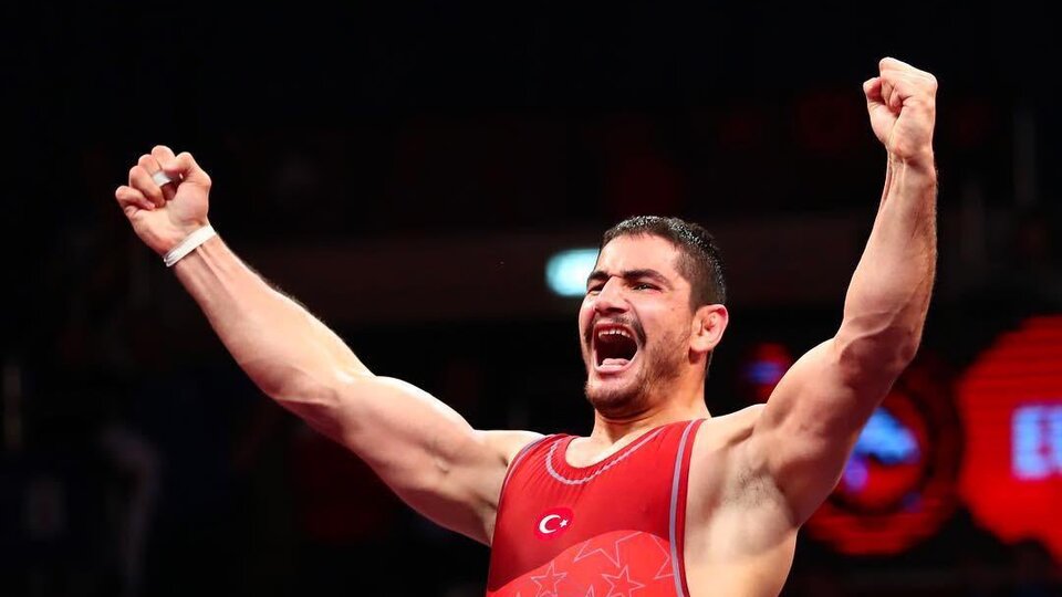 Taha Akgül dünya üçüncüsü