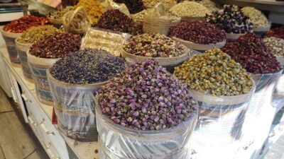 Kış çaylarına ilgi arttı! Fiyatı 100 liradan 300 liraya çıktı