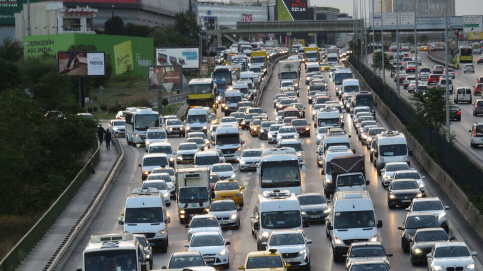 Pazartesi trafiği yüzde 65'i gördü