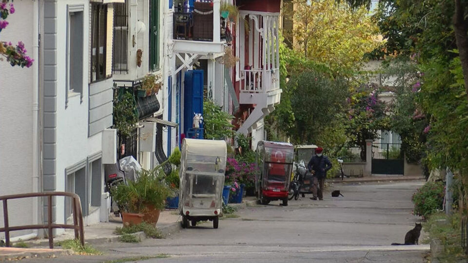 Adalar'da akülü araç yasağı başladı