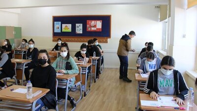 Cumhurbaşkanı'nda okullarda yüz yüze eğitim açıklaması