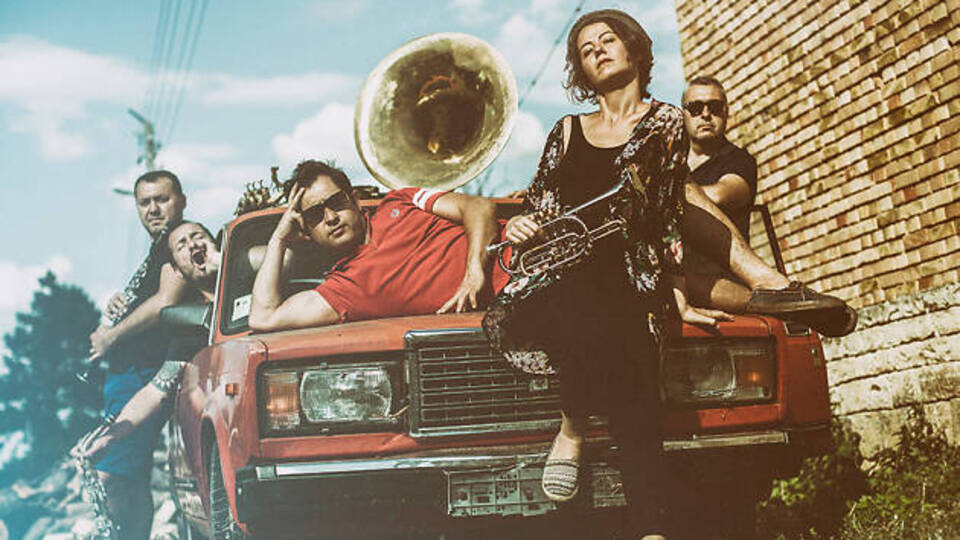 'Cuma İş Çıkışı' Kolektif İstanbul keyfi