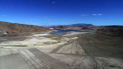 Baraj suyu çekildi, zemin tarım arazisine dönüştü!