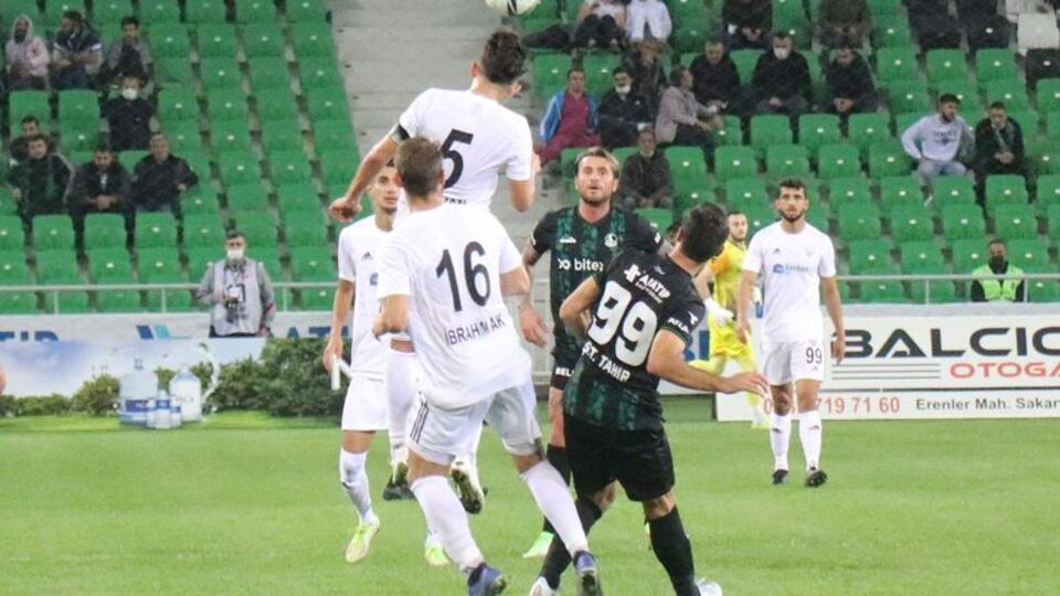 Sakaryaspor 3 attı 3 aldı