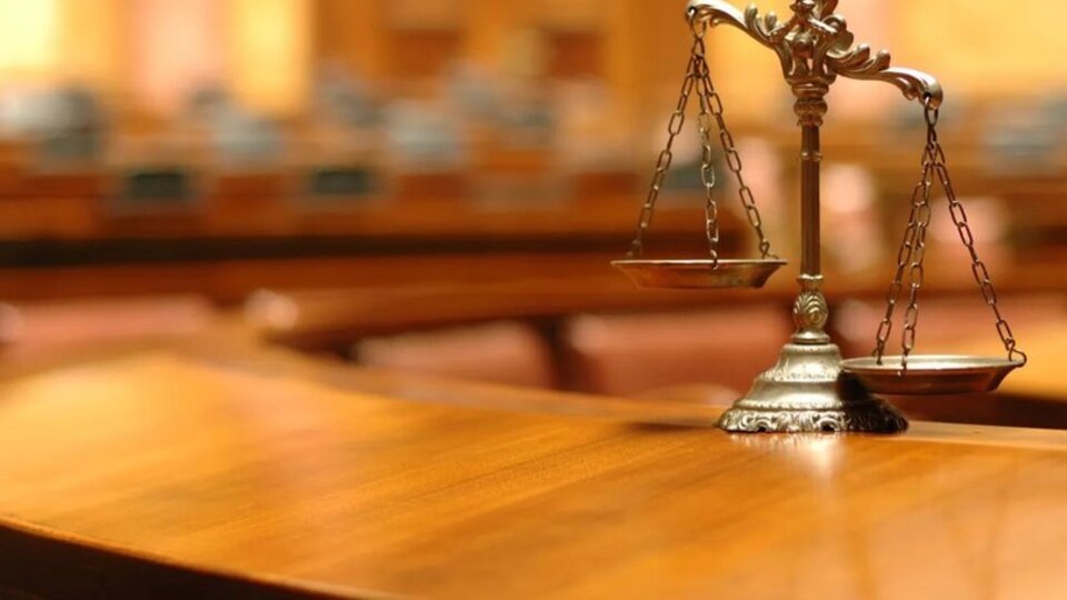 Anayasanın ilk dört maddesi nedir?