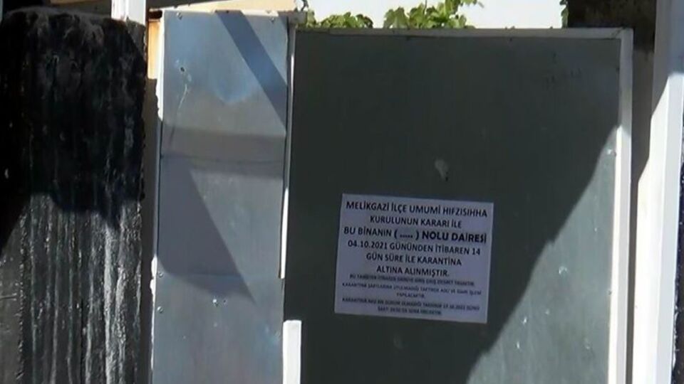 Karantinadaki evinde ölü olarak bulundu