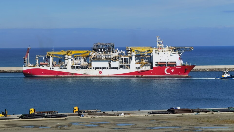 Yavuz sondaj gemisi Filyos Limanına ulaştı