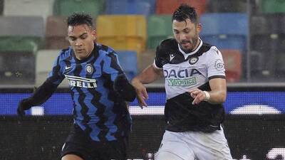 Tolgay Arslan sürprizi!