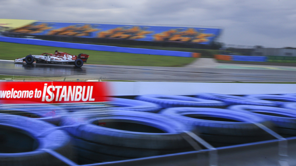 Yarışın anahtarı: Pole pozisyonu!