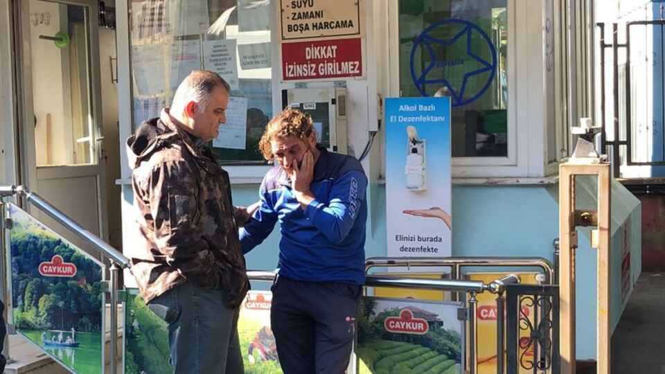 Bir kişi can verdi! Çay fabrikasında korkunç olay!