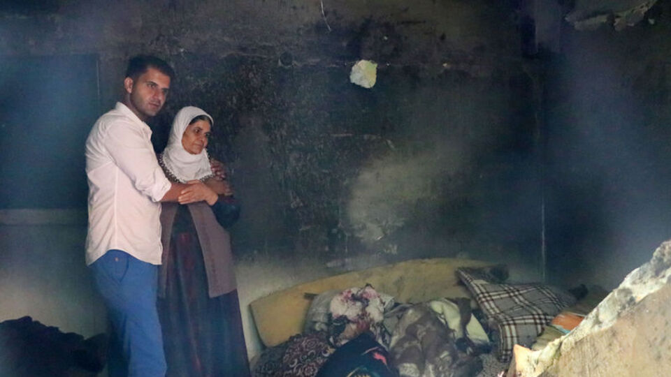 Evladına 33 yıl sonra kavuşan annenin mutluluğuna alev düştü